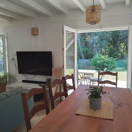 Holiday home Entre Ocean Et Foret Au Calme
